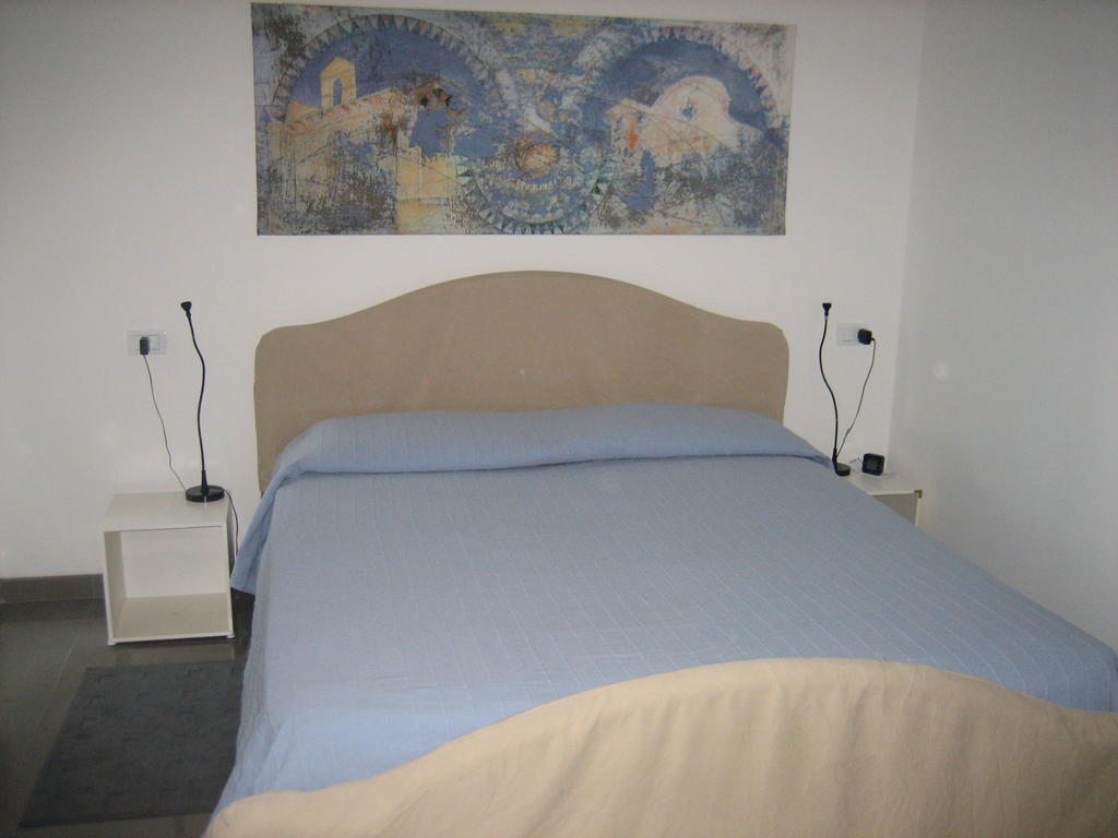 Villa Arzilla Riva del Garda Phòng bức ảnh